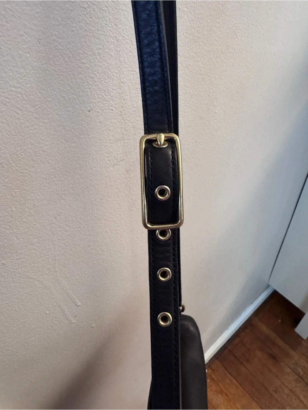 Vintage Coach Legacy Crossbody Bag – Style 9592
